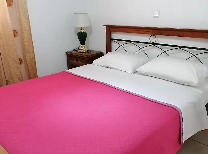 Philoxenia Holiday Home